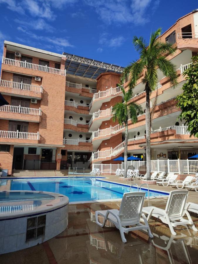 Zahira Hotel ميلغار المظهر الخارجي الصورة