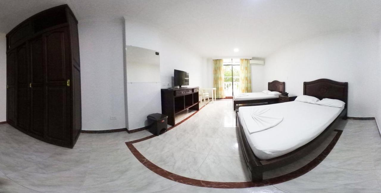 Zahira Hotel ميلغار المظهر الخارجي الصورة
