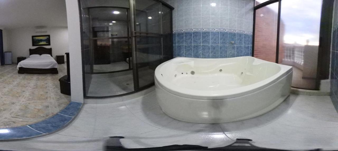 Zahira Hotel ميلغار المظهر الخارجي الصورة