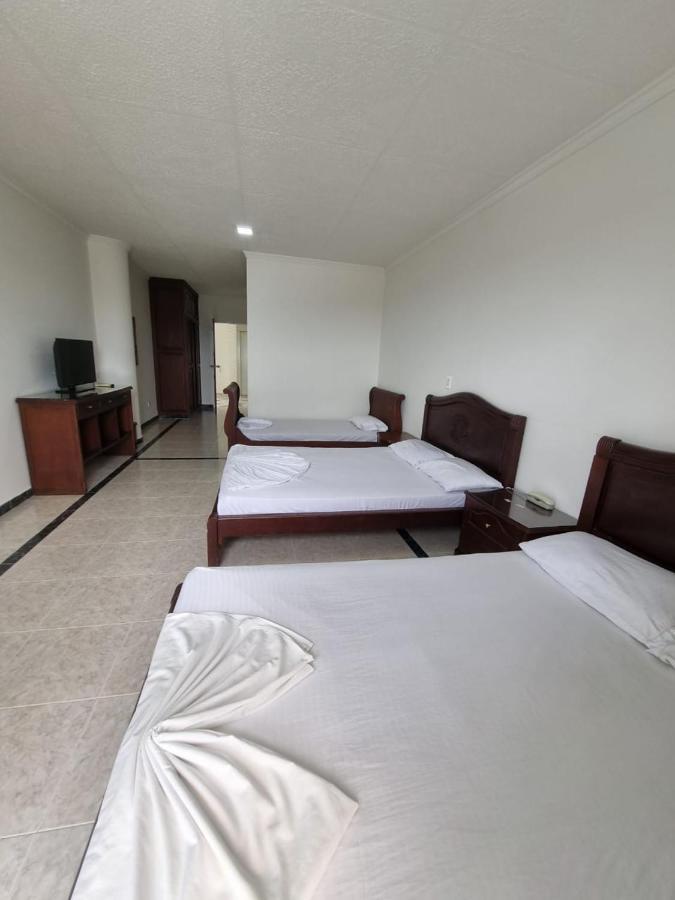 Zahira Hotel ميلغار المظهر الخارجي الصورة
