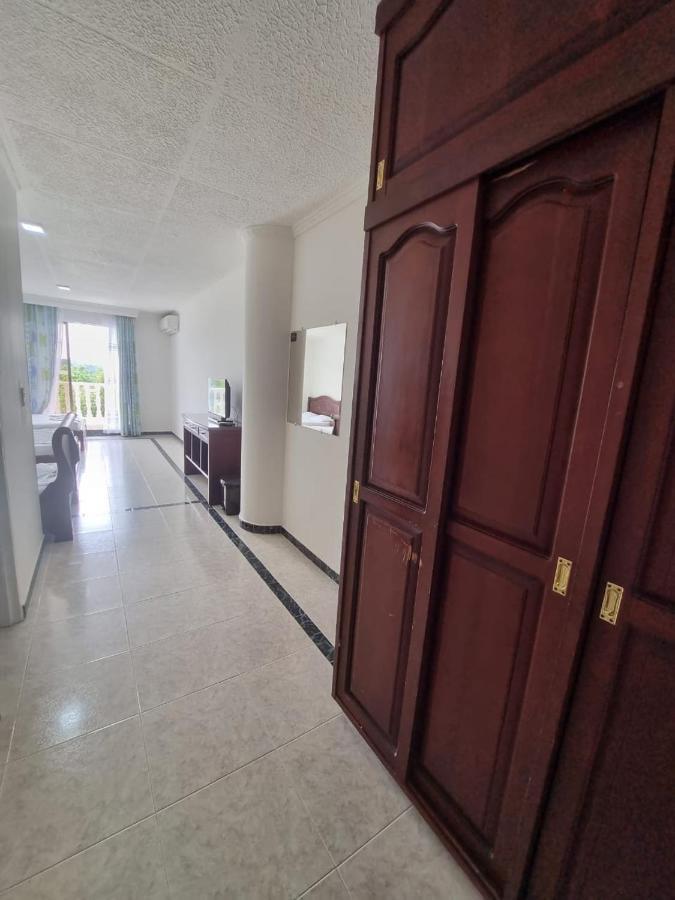 Zahira Hotel ميلغار المظهر الخارجي الصورة