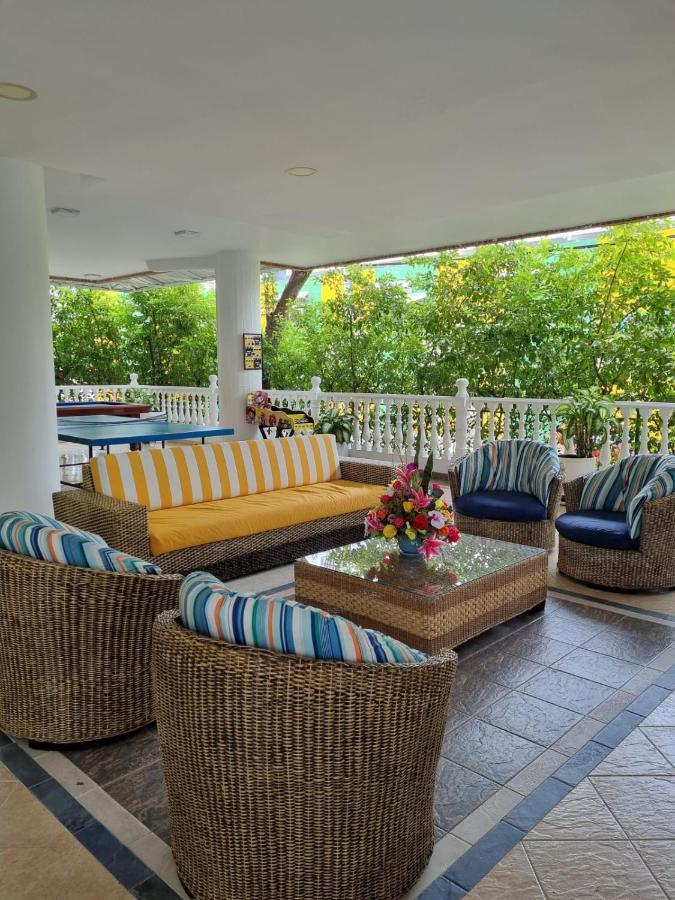 Zahira Hotel ميلغار المظهر الخارجي الصورة